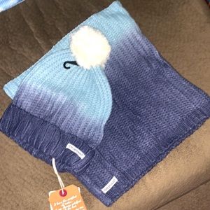 Horseware Bobblle hat and snood